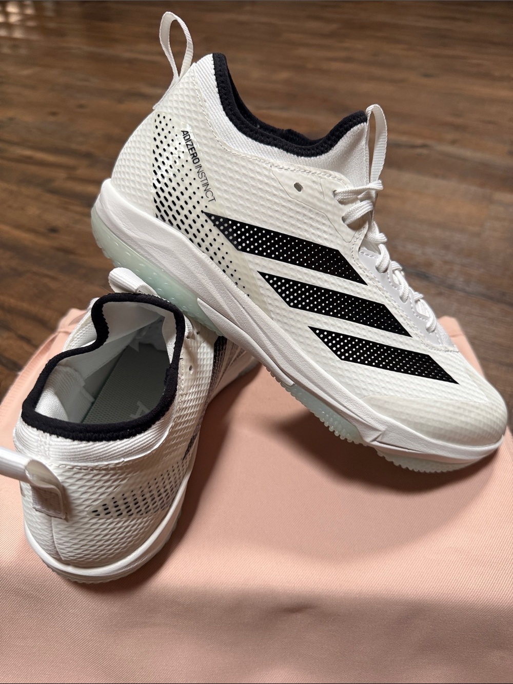 Adidas Women's adizero Instinct 2.0 Turf Softball Shoes